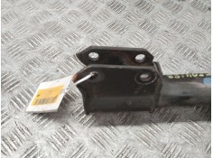 Recambio de amortiguador delantero derecho para renault clio ii (bb_, cb_) 1.5 dci (b/c2j) referencia OEM IAM 7700428438D   2