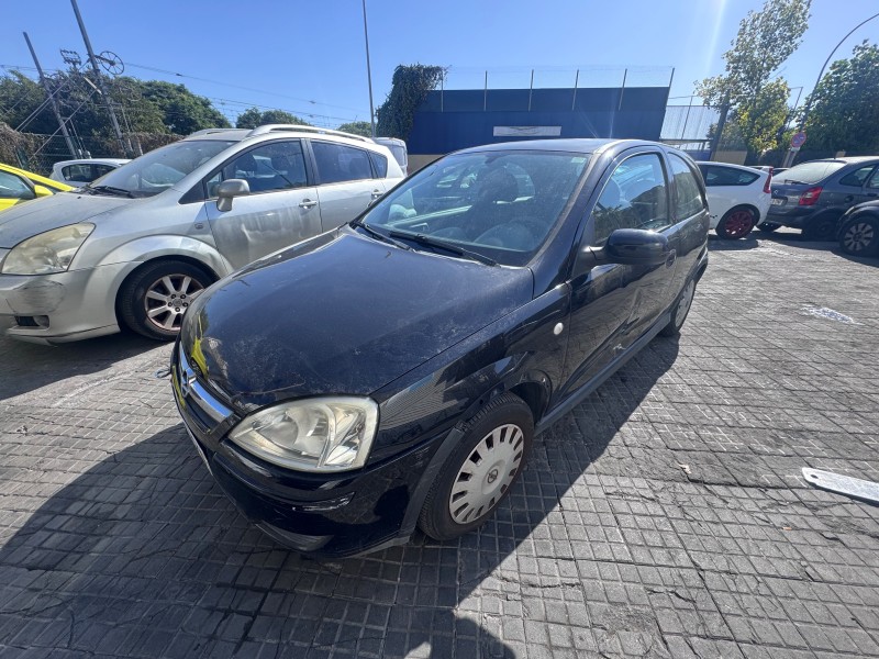 opel corsa c (x01) del año 2004