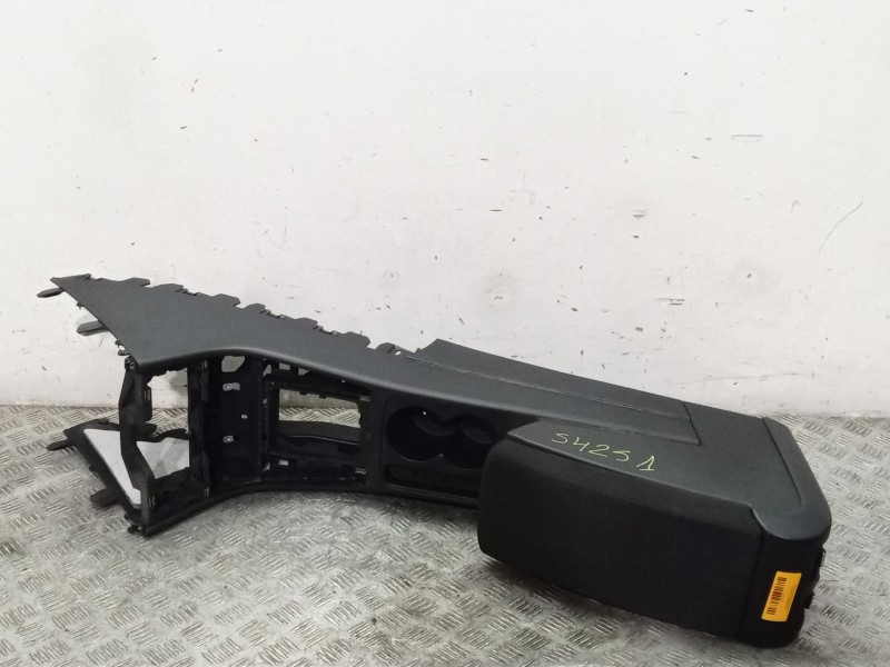 Recambio de apoyabrazos central para volkswagen passat b7 (362) 1.6 tdi referencia OEM IAM  3AB863241 