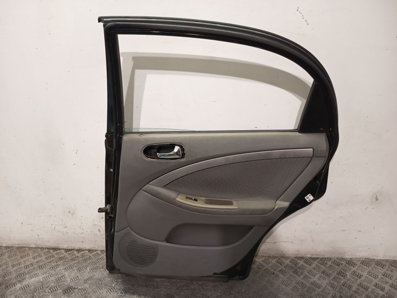 Recambio de puerta trasera derecha para chevrolet lacetti (j200) 1.6 referencia OEM IAM 96547908  