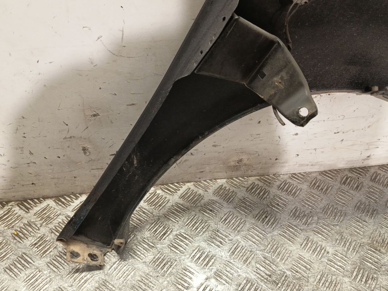 Recambio de aleta delantera izquierda para seat leon (1p1) 2.0 tdi 16v referencia OEM IAM 1P0821021A  