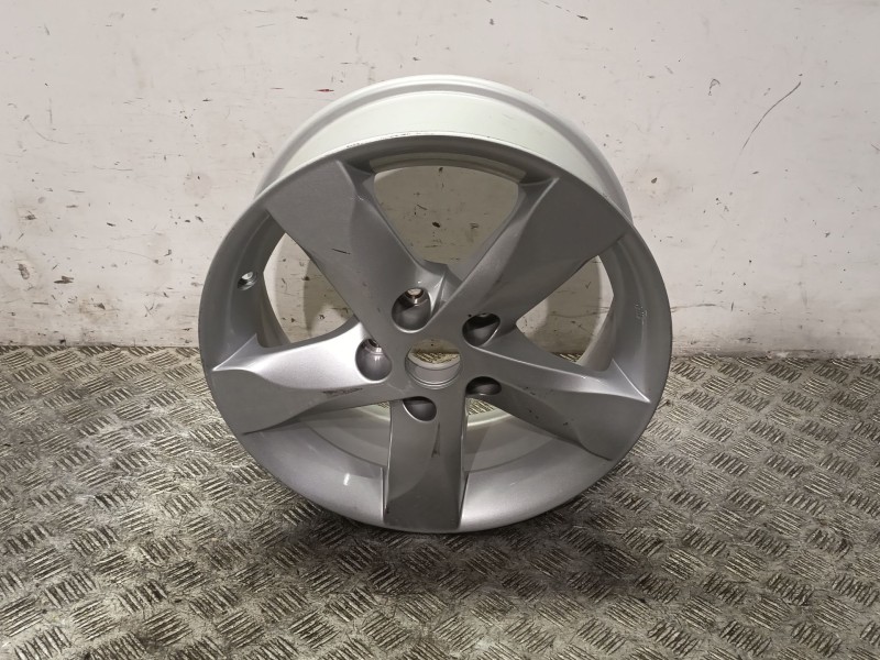 Recambio de llanta para nissan qashqai i (j10, nj10) 1.5 dci referencia OEM IAM D0300BR06A 16X61/2JCH540 