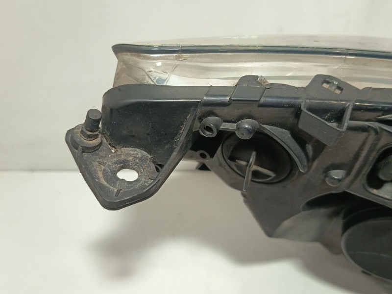 Recambio de faro izquierdo para peugeot 308 i (4a_, 4c_) 1.6 hdi referencia OEM IAM 1627682480 6208F5 