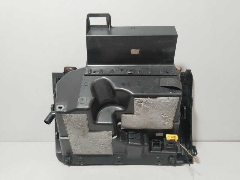 Recambio de guantera para volkswagen polo v (6r1, 6c1) 1.4 tdi referencia OEM IAM 6R1857097  