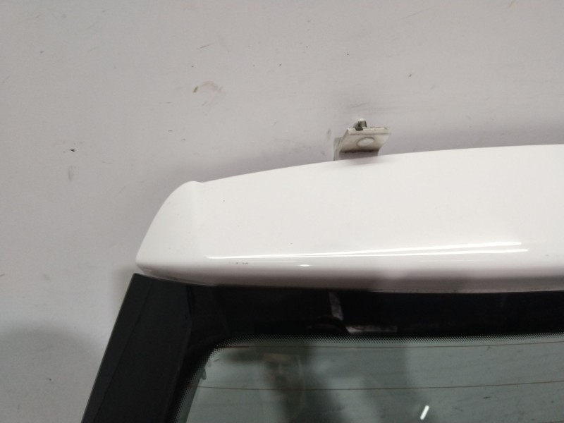 Recambio de porton trasero para volkswagen polo iv (9n_, 9a_) 1.4 tdi referencia OEM IAM 6QE827025E  
