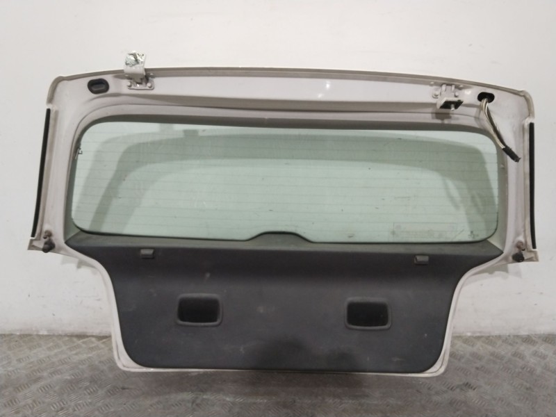 Recambio de porton trasero para volkswagen polo iv (9n_, 9a_) 1.4 tdi referencia OEM IAM 6QE827025E  