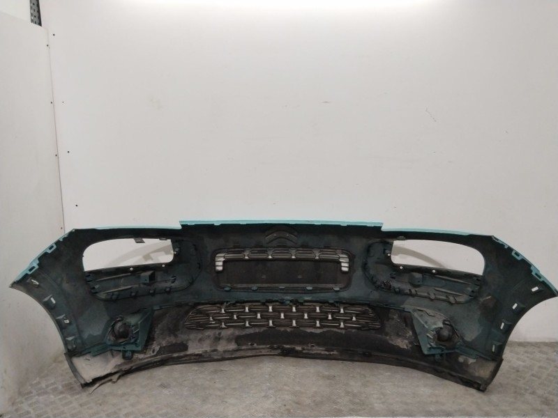 Recambio de paragolpes delantero para citroën c4 cactus 1.2 vti 82 referencia OEM IAM 1611364880  