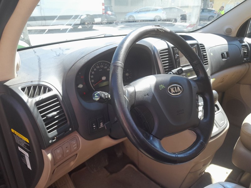 kia carnival / grand carnival iii (vq) del año 2010