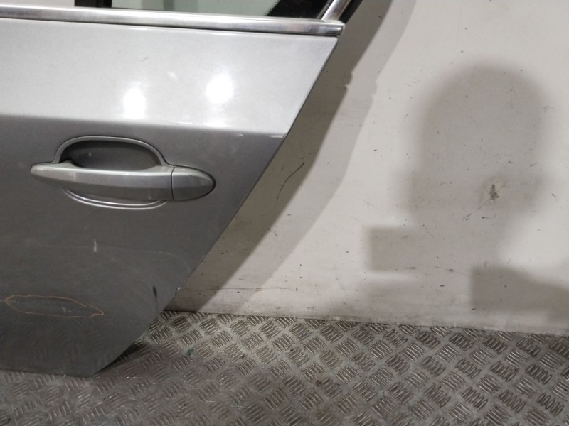 Recambio de puerta trasera izquierda para bmw 5 (e60) 525 d referencia OEM IAM 41009631831  