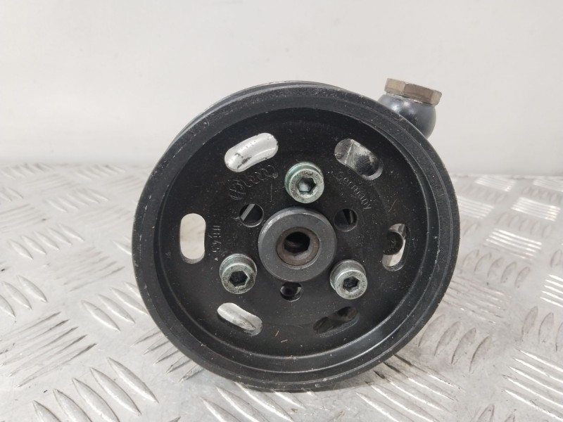 Recambio de bomba direccion para audi a4 b6 (8e2) 1.9 tdi quattro referencia OEM IAM 8E0145155N  