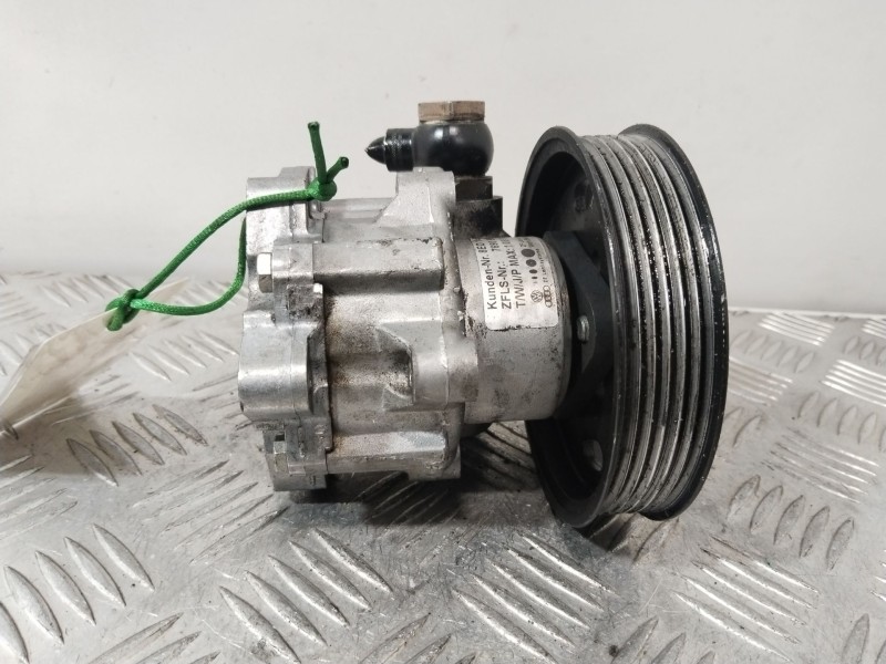 Recambio de bomba direccion para audi a4 b6 (8e2) 1.9 tdi quattro referencia OEM IAM 8E0145155N  
