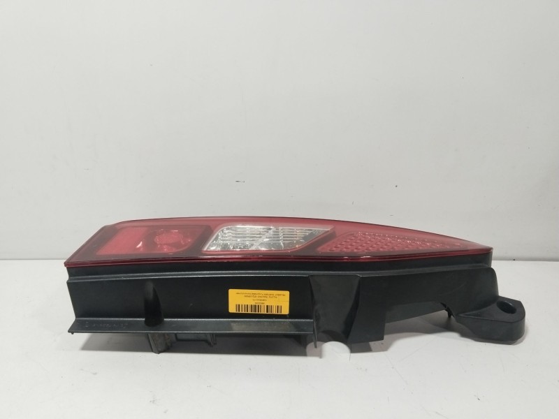 Recambio de piloto trasero izquierdo para peugeot partner furgoneta/monovolumen électrique referencia OEM IAM 0283622173 9677205