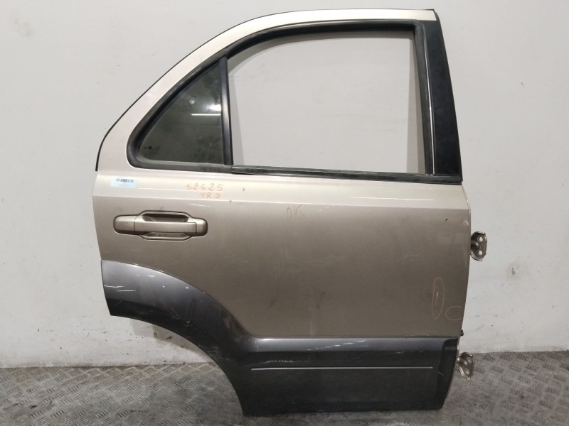 Recambio de puerta trasera derecha para kia sorento i (jc) 2.5 crdi referencia OEM IAM 770043E111  