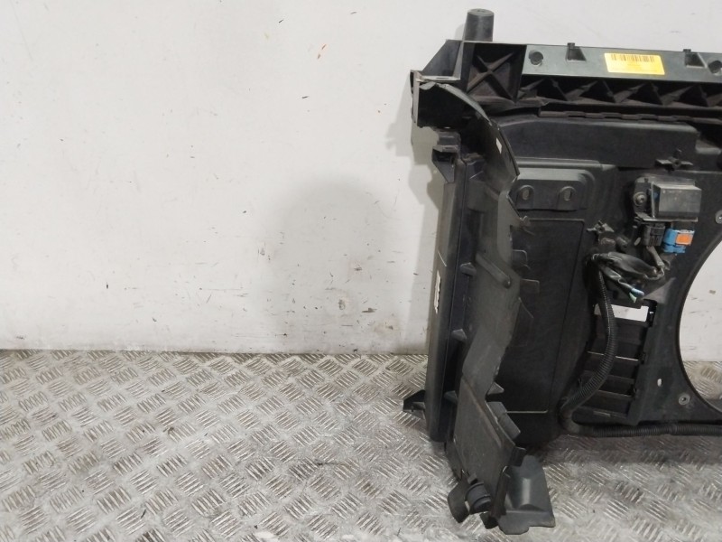 Recambio de panel frontal para peugeot partner furgoneta/monovolumen électrique referencia OEM IAM 9680544280  