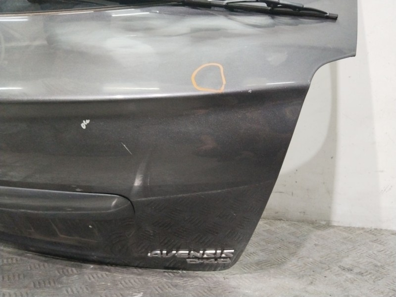 Recambio de porton trasero para toyota avensis (_t25_) 2.0 d-4d (adt250_) referencia OEM IAM   