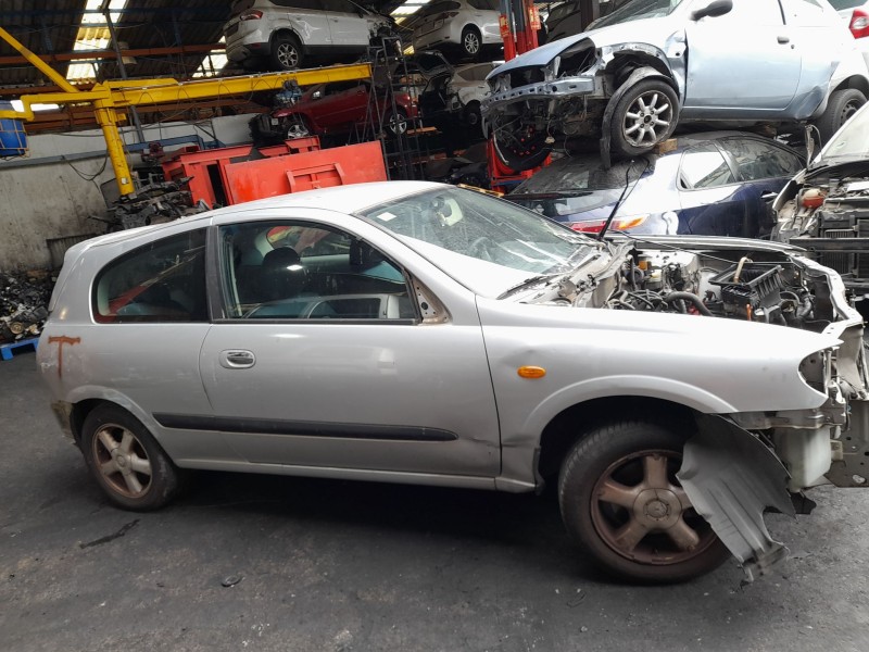 nissan almera ii hatchback (n16) del año 2001