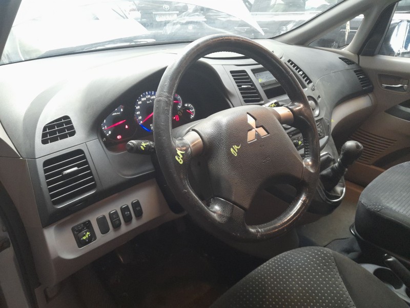 mitsubishi grandis (na_w) del año 2007