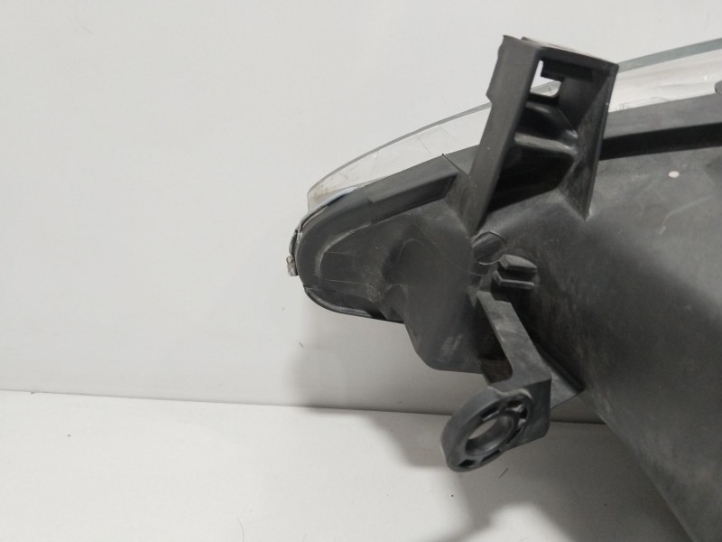 Recambio de faro derecho para peugeot 307 break (3e) 1.6 hdi 110 referencia OEM IAM 9646291780 6205Z2 