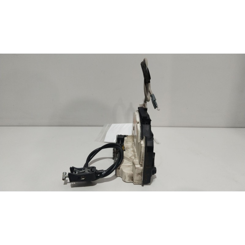 CERRADURA PUERTA TRASERA IZQUIERDA 6J0839015K  - imagen 2