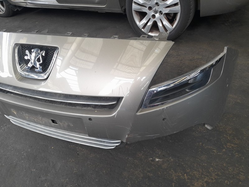 Recambio de paragolpes delantero para peugeot 5008 (0u_, 0e_) 2.0 hdi 150 / bluehdi 150 referencia OEM IAM   