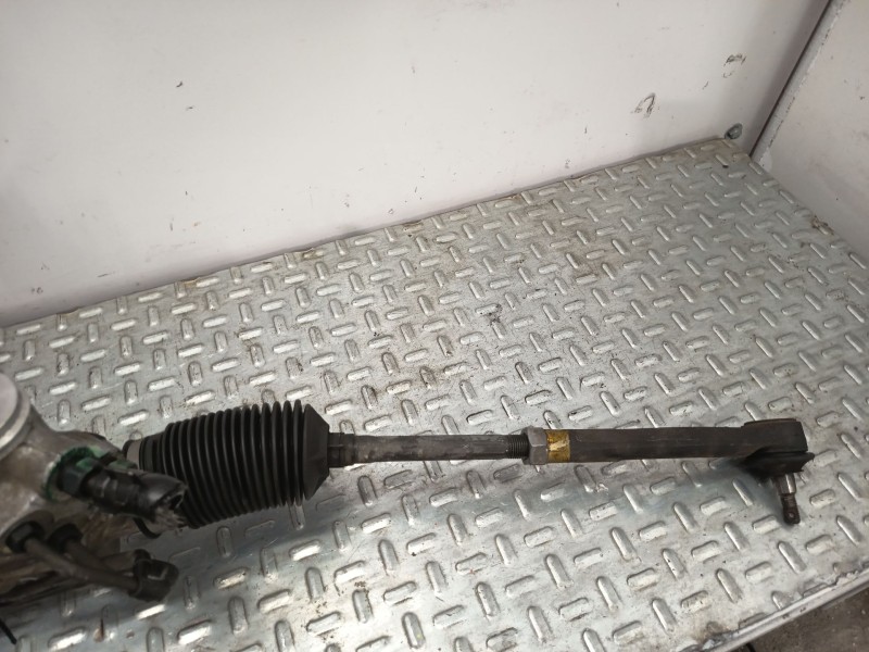 Recambio de cremallera direccion para hyundai tucson (jm) 2.0 crdi referencia OEM IAM 577002E700  