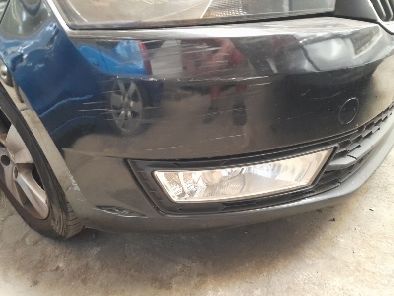 Recambio de paragolpes delantero para skoda rapid (nh3, nk3, nk6) 1.6 tdi referencia OEM IAM 5JA807221F  