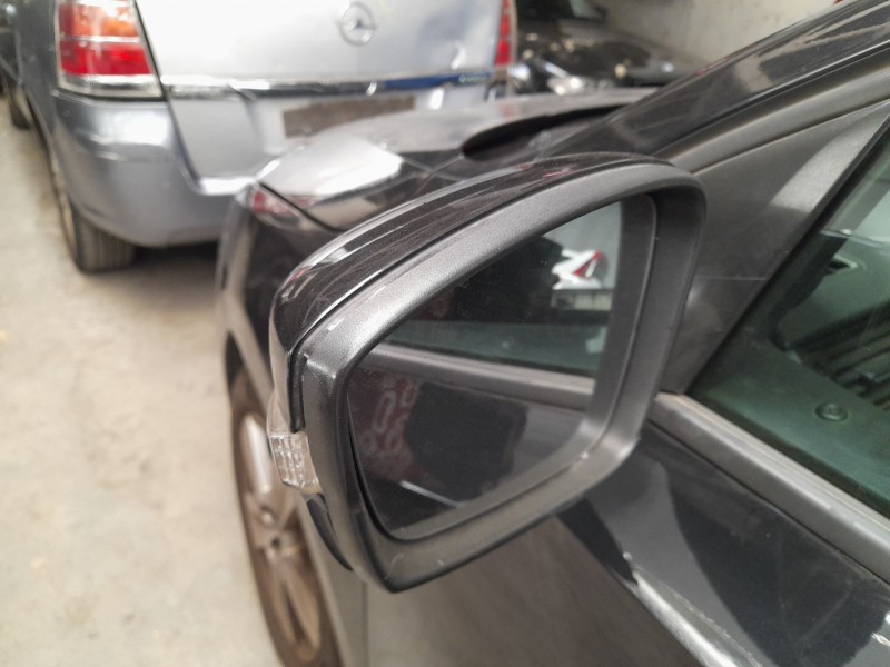 Recambio de espejo retrovisor izquierdo para skoda rapid (nh3, nk3, nk6) 1.6 tdi referencia OEM IAM   