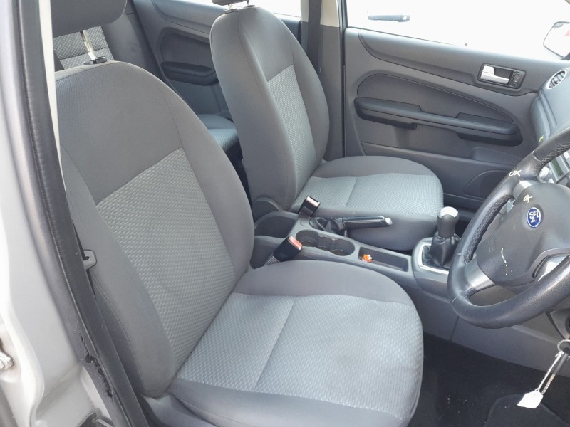 ford focus ii (da_, hcp, dp) del año 2004