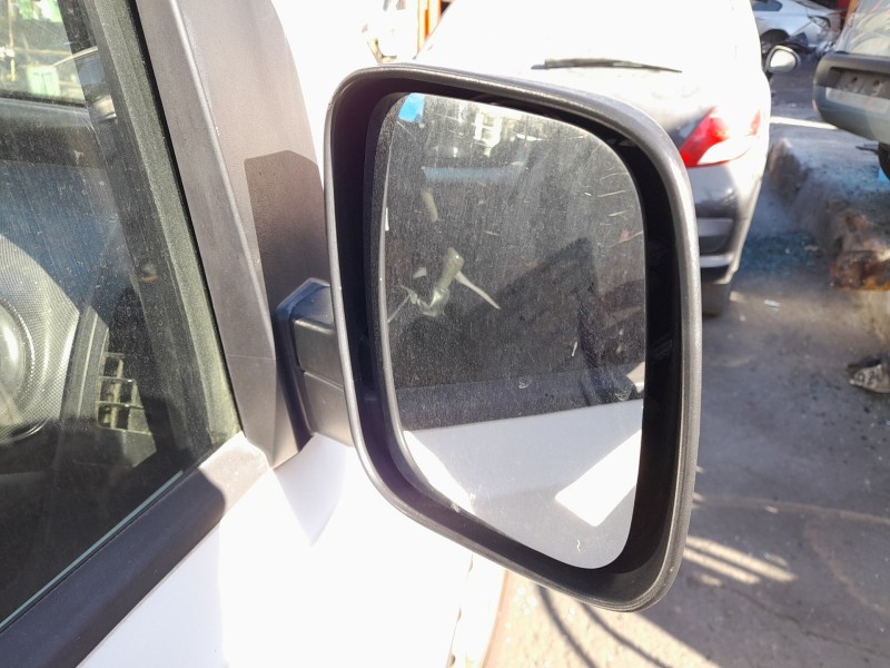 Recambio de retrovisor derecho para citroën nemo monospace 1.3 hdi 75 referencia OEM IAM   
