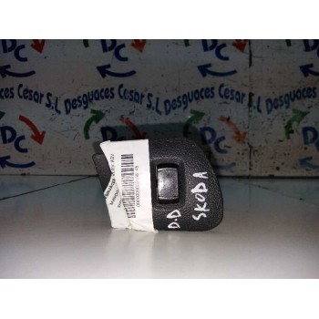 MANDO ELEVALUNAS DELANTERO DERECHO 3B0959855FKZ 
