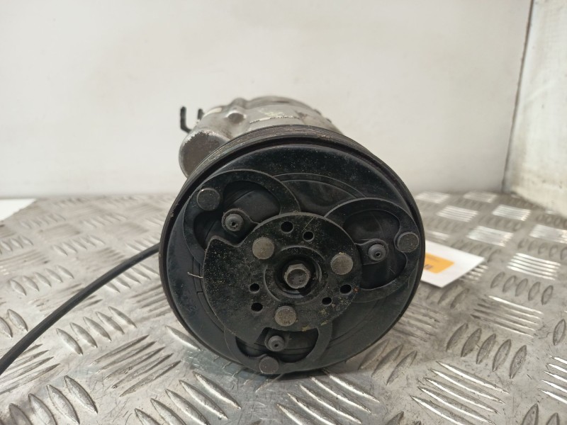 Recambio de compresor aire acondicionado para volkswagen golf iv (1j1) 1.4 16v referencia OEM IAM 1J0820803N  