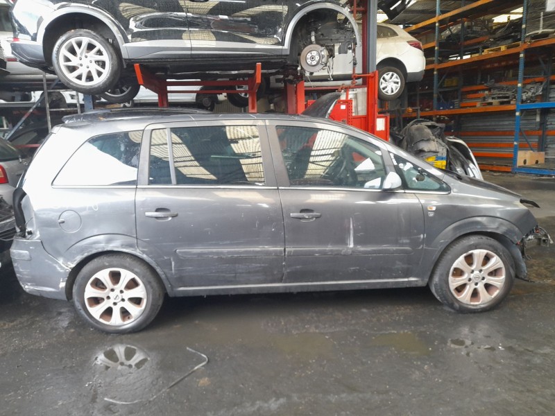 opel zafira / zafira family b (a05) del año 2010