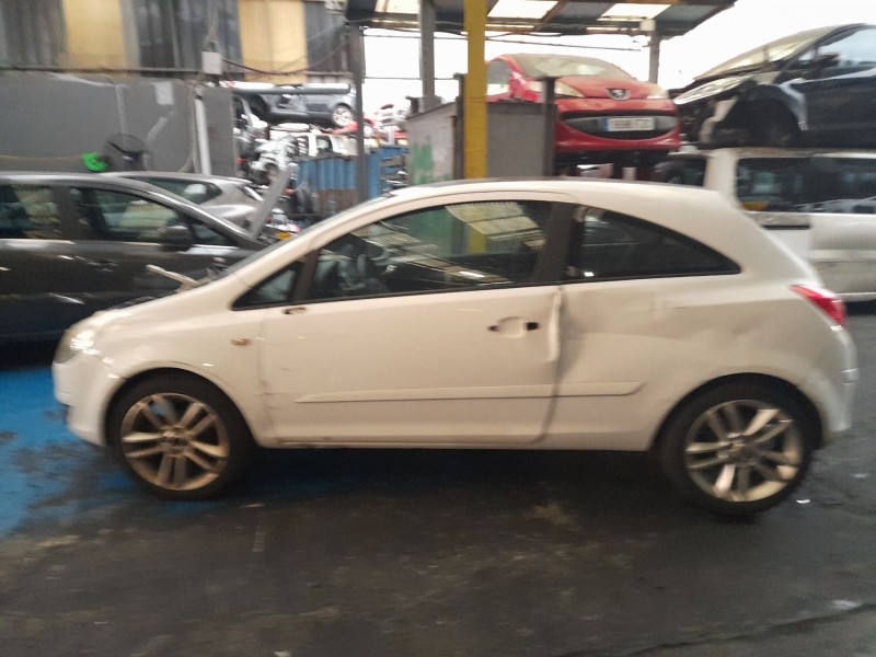 opel corsa d (s07) del año 2007