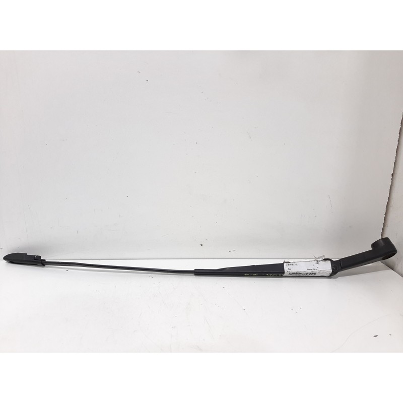 BRAZO LIMPIA DELANTERO IZQUIERDO 