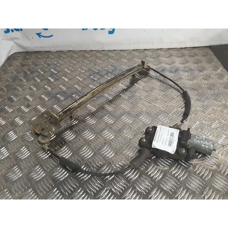 ELEVALUNAS DELANTERO DERECHO 0046512241 ELECTRICO 