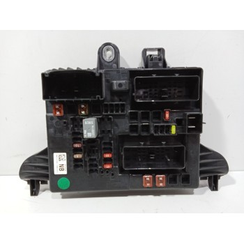 CAJA RELES / FUSIBLES 13277318 1327731803