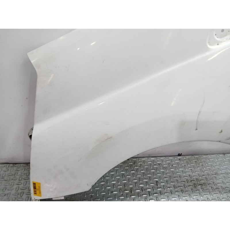 ALETA DELANTERA IZQUIERDA 7840R6  - imagen 2