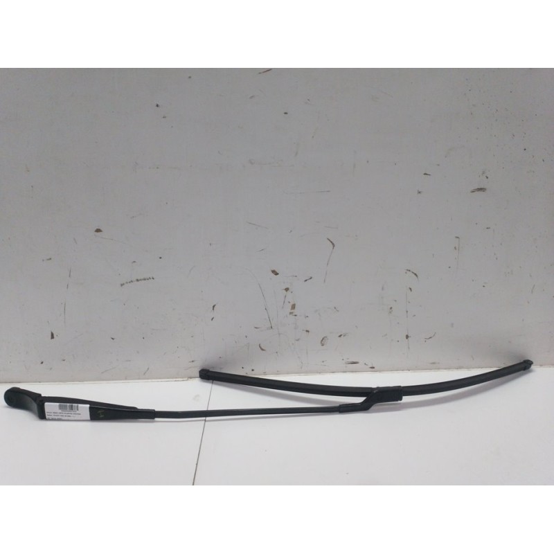 BRAZO LIMPIA DELANTERO IZQUIERDO 6429HT 
