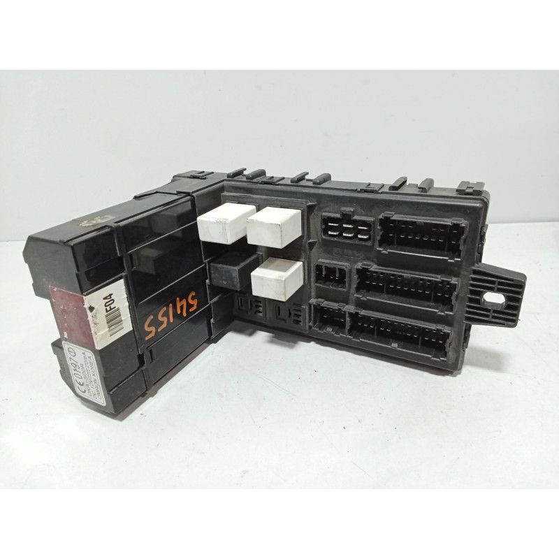 CAJA RELES / FUSIBLES 954003A200  - imagen 2