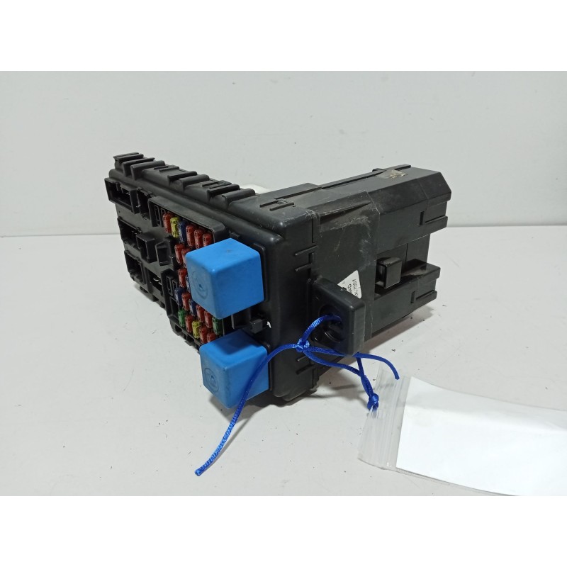 CAJA RELES / FUSIBLES 954003A200  - imagen 4