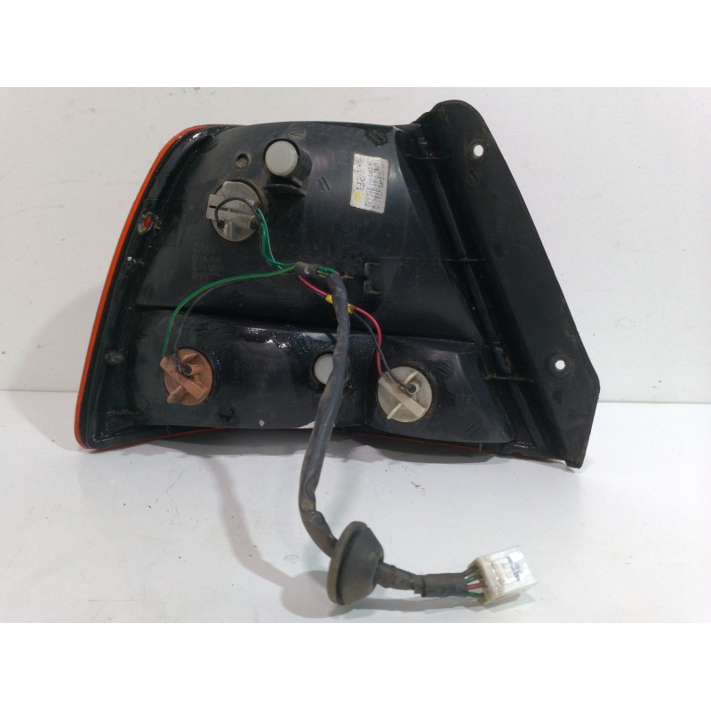 PILOTO TRASERO DERECHO 9240225220  - imagen 2