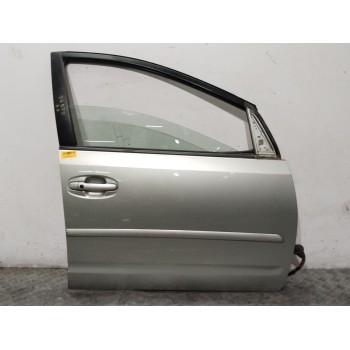 PUERTA TRASERA DERECHA 6700347040 