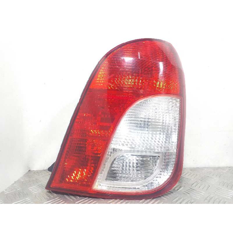 PILOTO TRASERO DERECHO 0K2JB51150A 