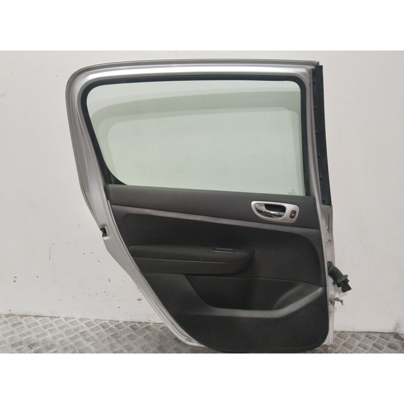 PUERTA TRASERA IZQUIERDA 9006G9 PLATA - imagen 3