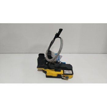 CERRADURA PUERTA TRASERA IZQUIERDA 30663049  OEM 30663049