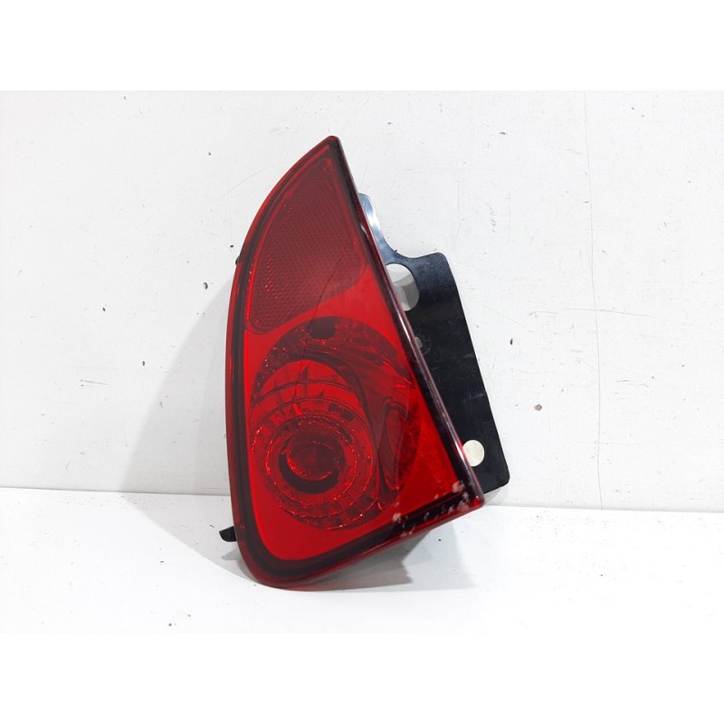 PILOTO TRASERO DERECHO PARAGOLPES 8200027154  - imagen 1