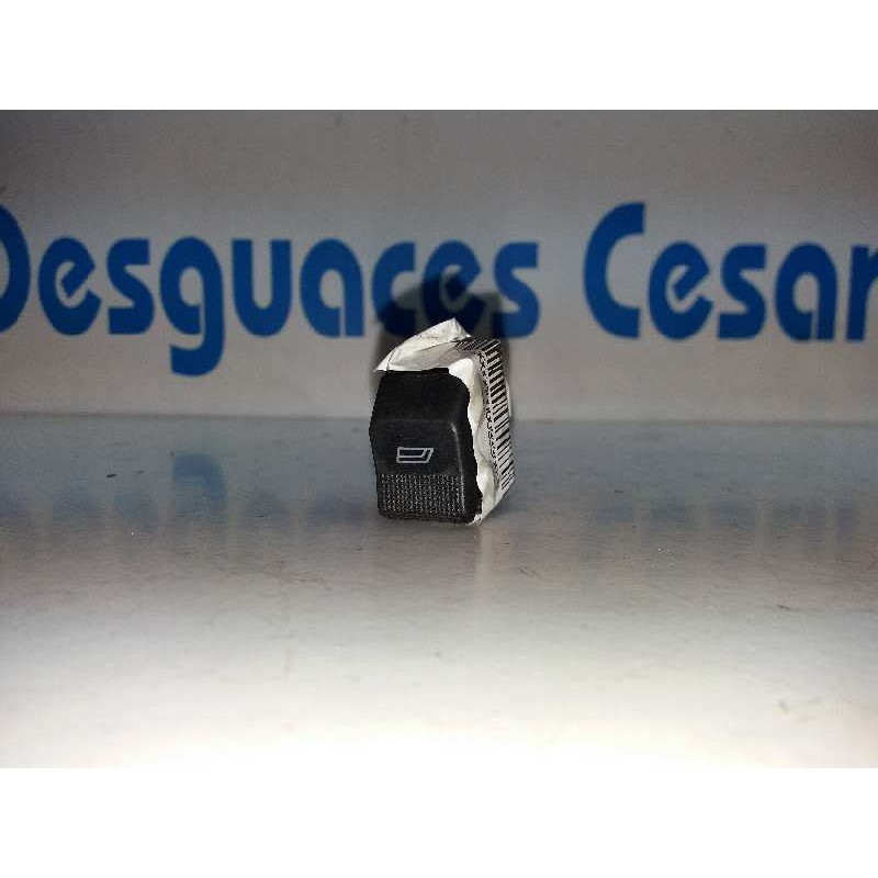 MANDO ELEVALUNAS DELANTERO DERECHO  - imagen 2