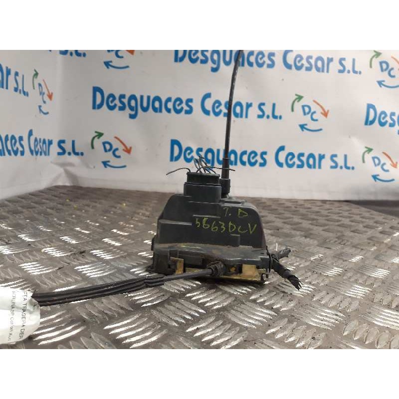 CERRADURA PUERTA TRASERA DERECHA  - imagen 1