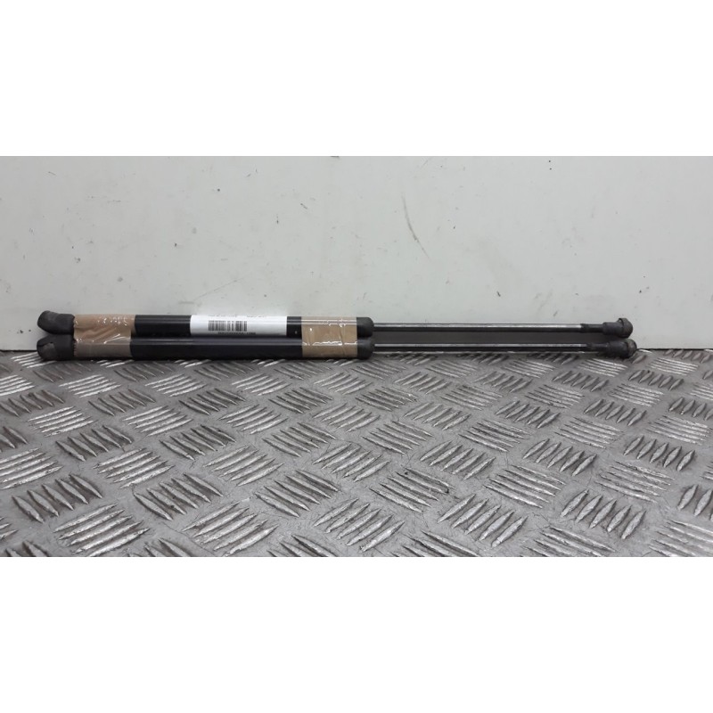 AMORTIGUADORES MALETERO / PORTON 8L0823359 