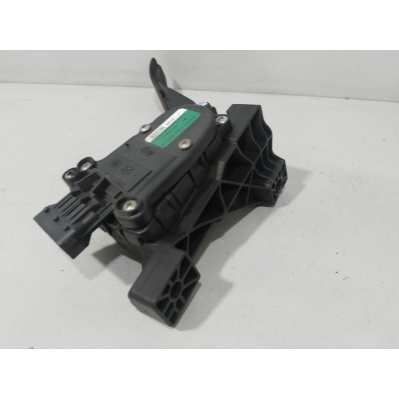 PEDAL ACELERADOR A4543000104  - imagen 2